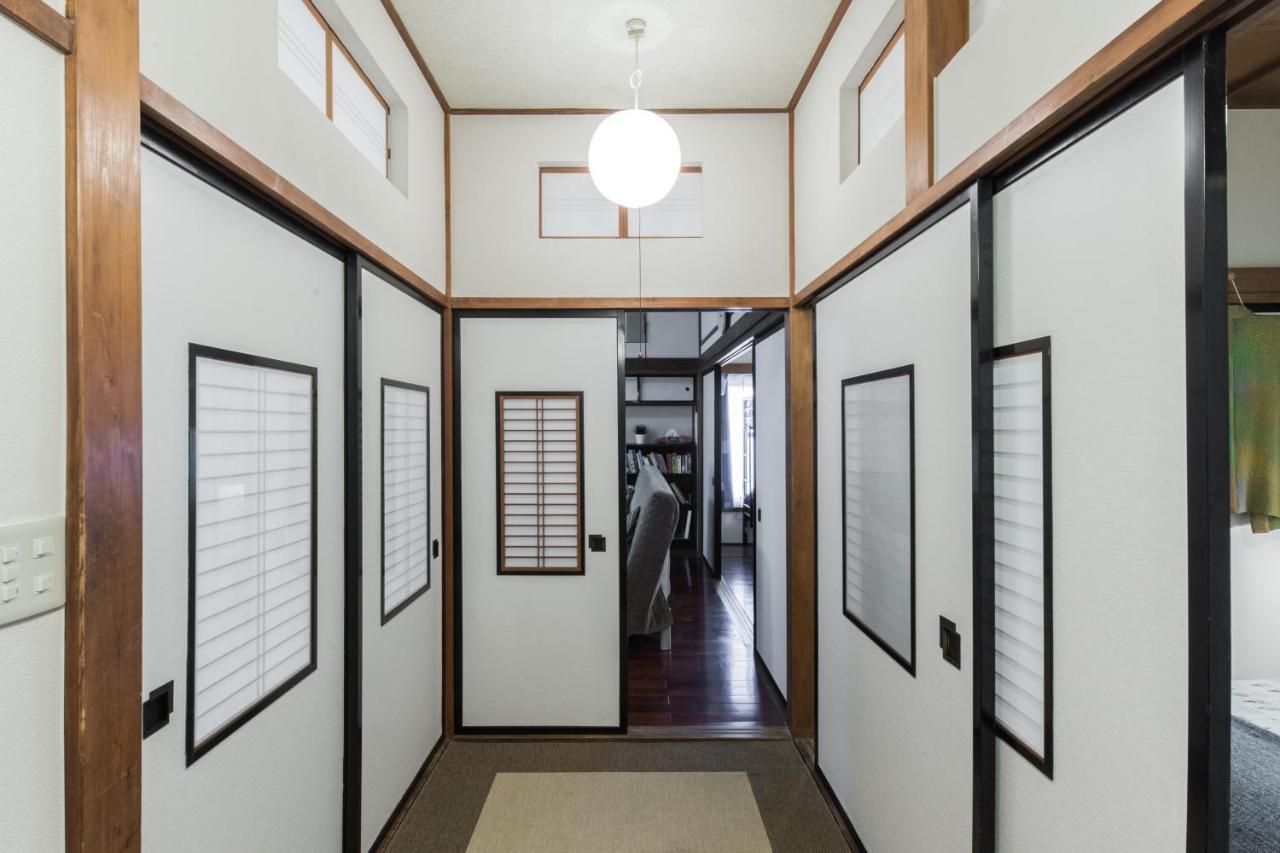 Samurai House - Large Family House, West Shinjuku Токио Экстерьер фото