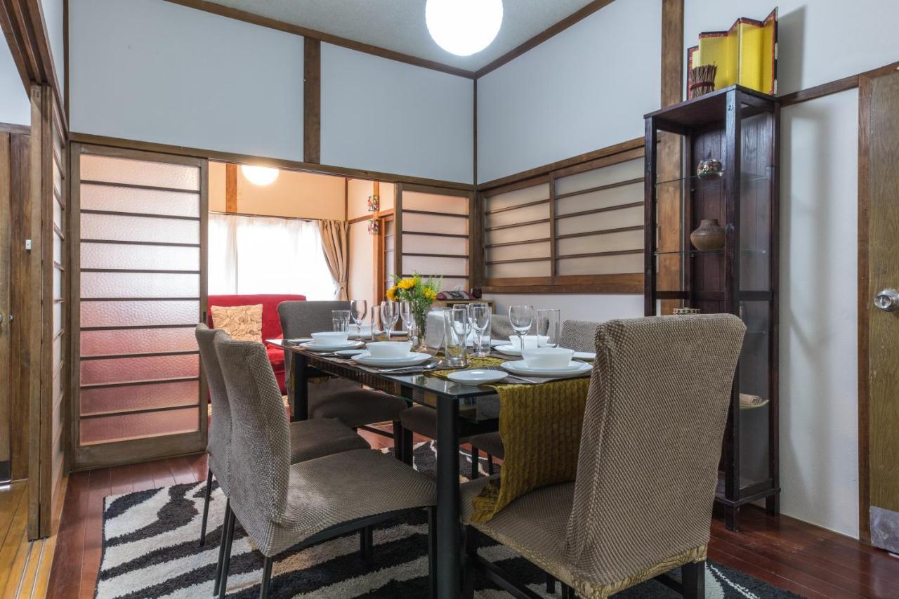 Samurai House - Large Family House, West Shinjuku Токио Экстерьер фото
