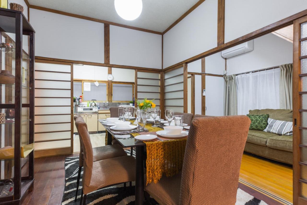 Samurai House - Large Family House, West Shinjuku Токио Экстерьер фото